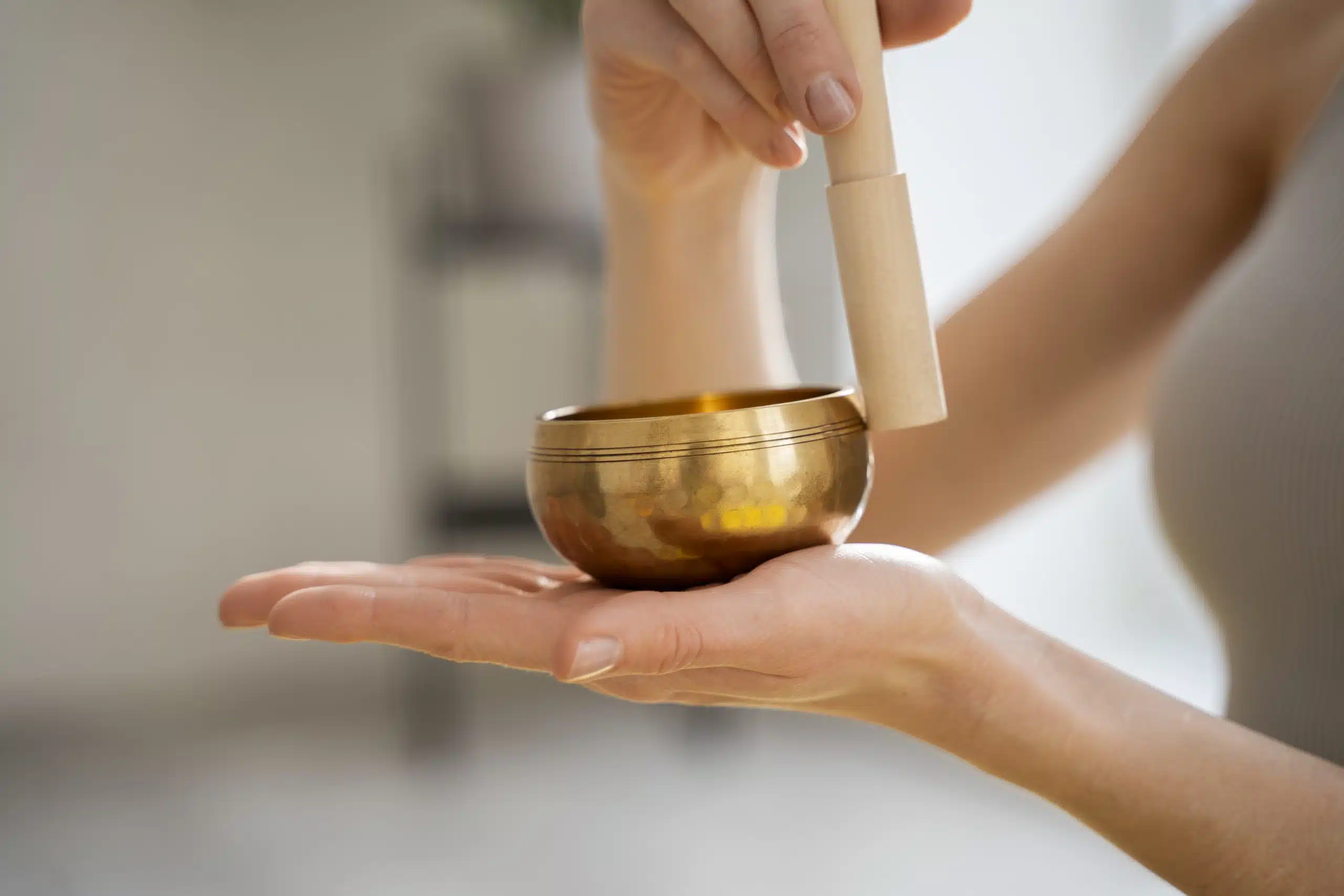 massages accessoires,massage aux pochons,massage aux pierres chaudes,massage à la bougie,massage aux bambous,massage aux pierres semi-précieuses